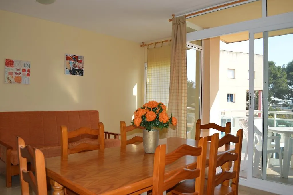 Joyapartments Golden Pineda Салоу 0*,